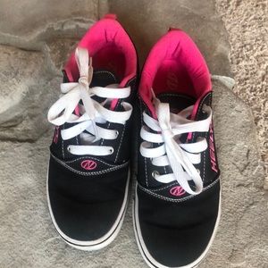 Girls heelys- worn twice